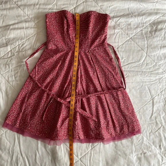 American Eagle Pink Ditsy Flowers Strapless Dress - Picture 13 of 13